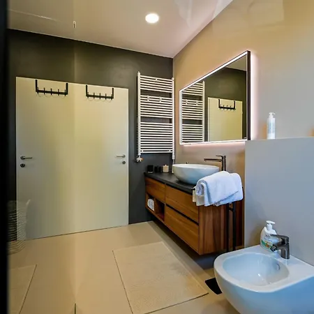Modern And Stylish With Terrace Appartement Rovinj