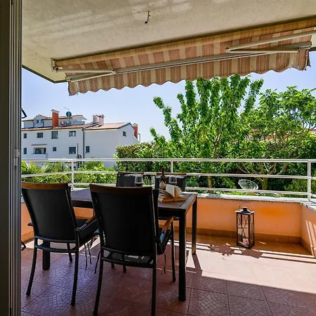 Modern And Stylish With Terrace Appartement *