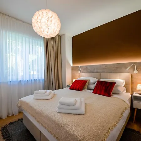 Modern And Stylish With Terrace Appartement